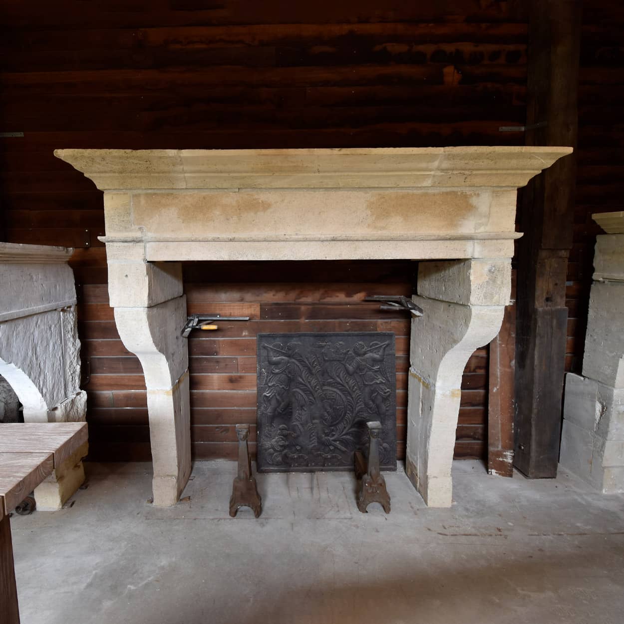 Zandstenen-Louis-XIV-ombouwschouw