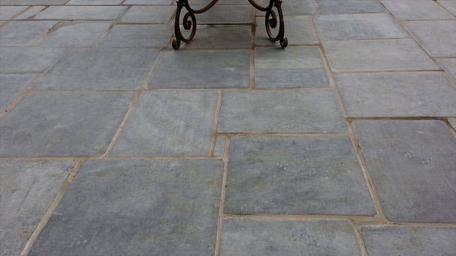 Gepatineerd-verouderd-Belgisch-hardsteen-wildverband