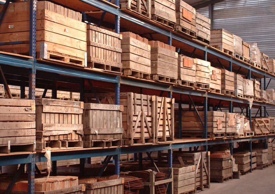 Oude-antieke-plavuizen-honingraat-ofwel-zeskant-plavuizen