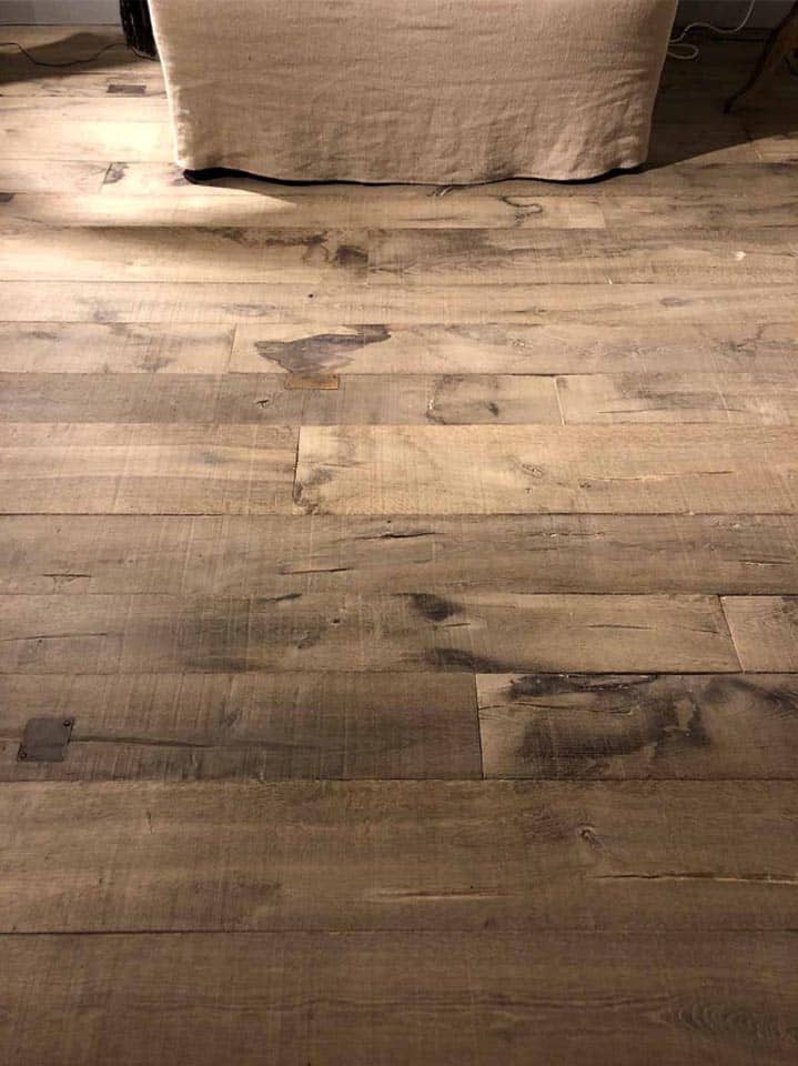 Oude-atelier-planken-afwerking-Vieux-Gris