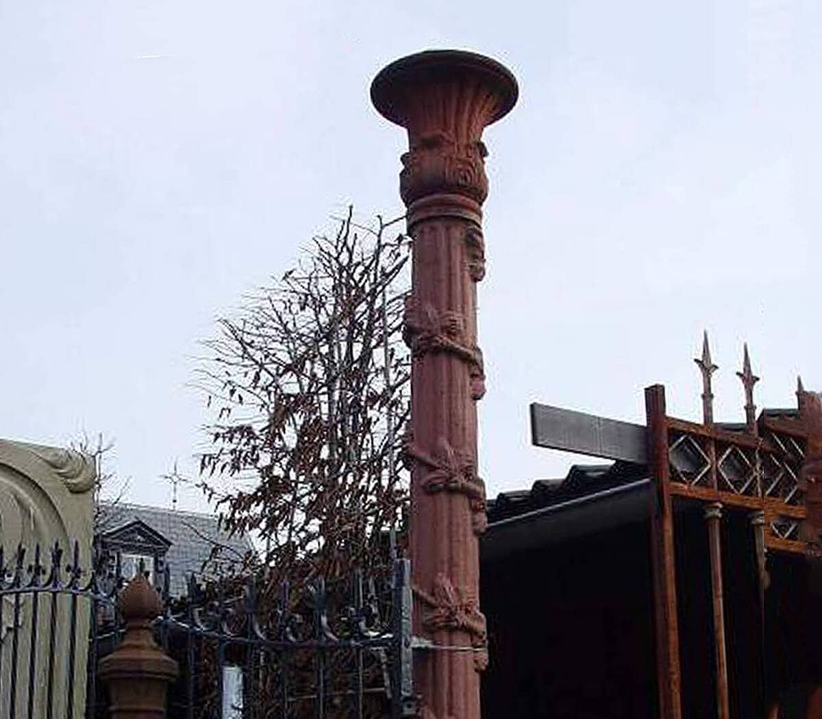 Pilaar-gietijzer