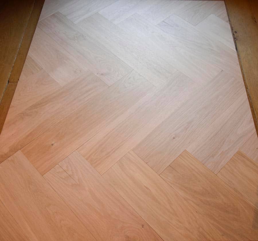 Rustiek-eiken-visgraat-parket-meerlaags