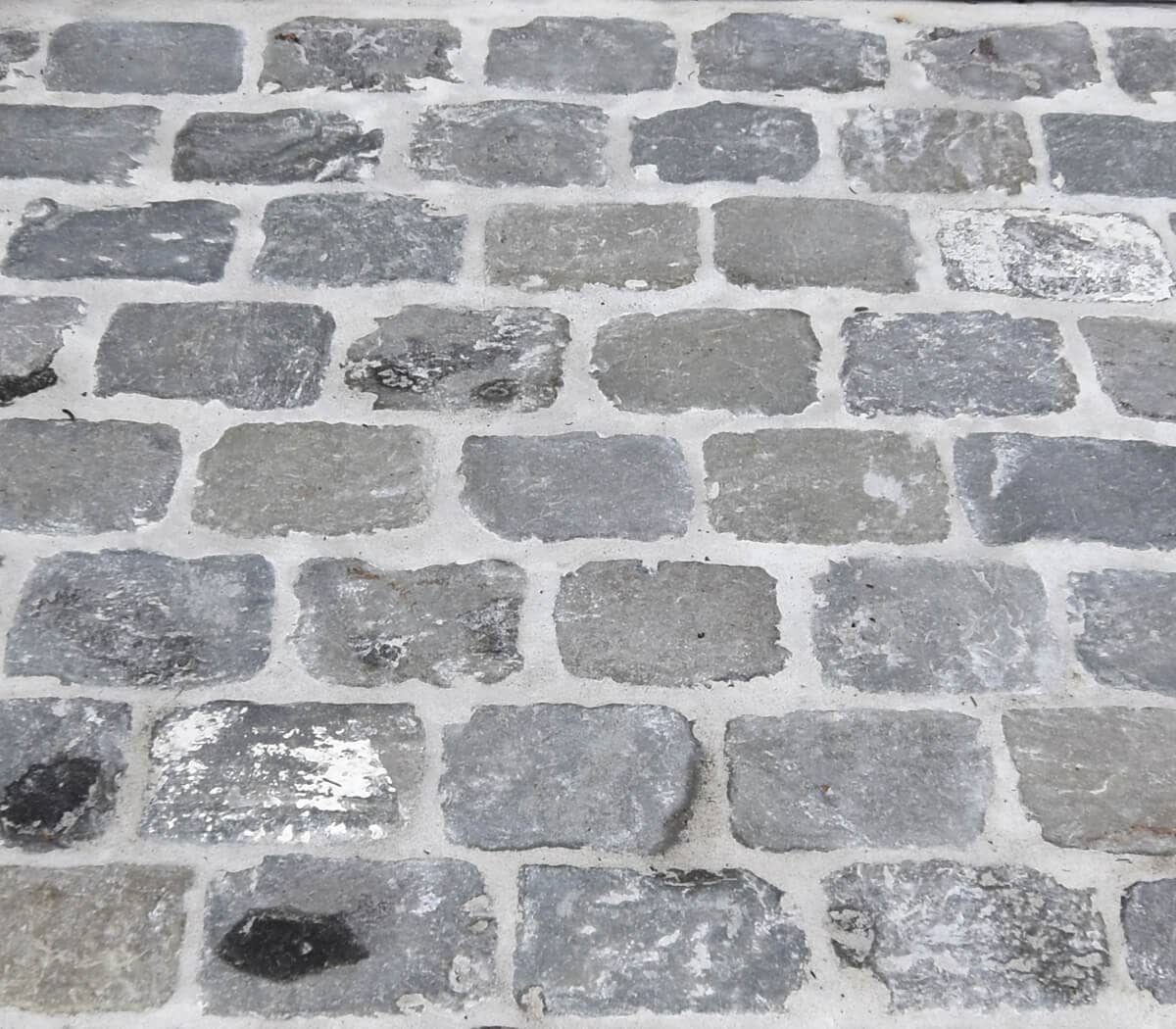 Belgisch-hardsteen-kinderkoppen-kasseien-Lichte-voeg