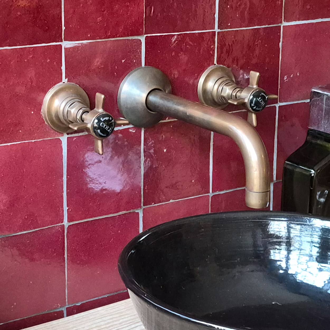 KennyMason-DISCOVERY-3-hole-wall-mixer