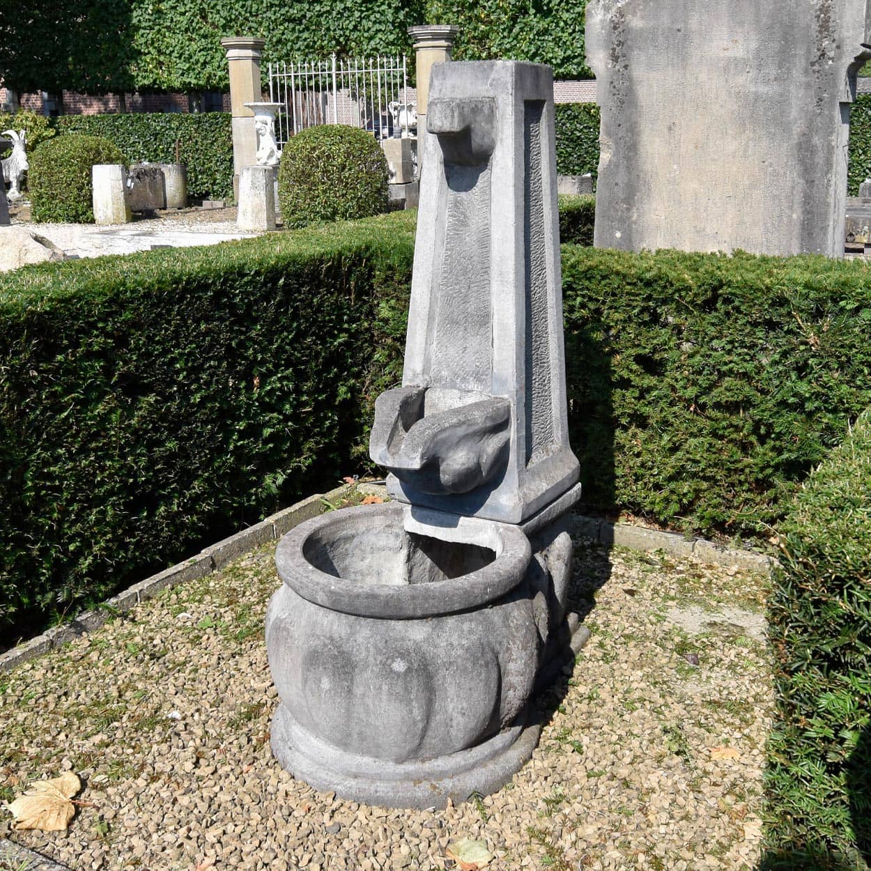 Natuurstenen-fontein